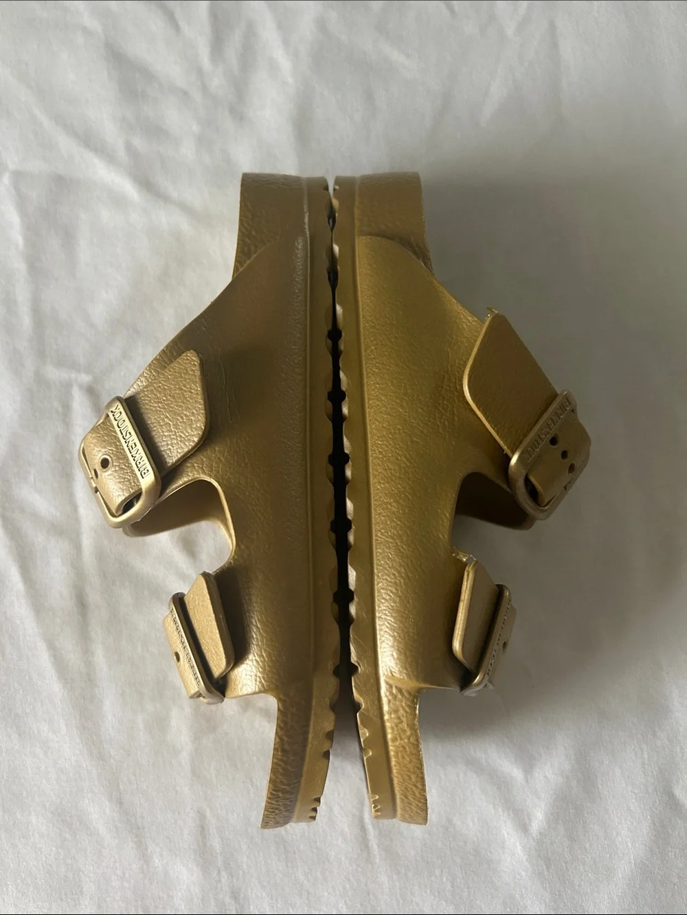 Birkenstock Kids Arizona Sandals in Metallic Gold